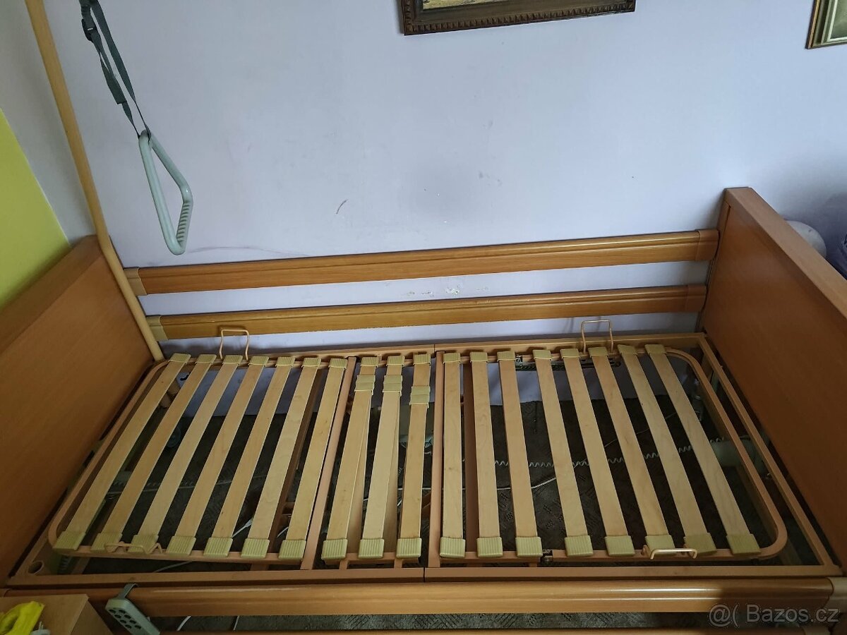 Polohovací elektrická postel - 2