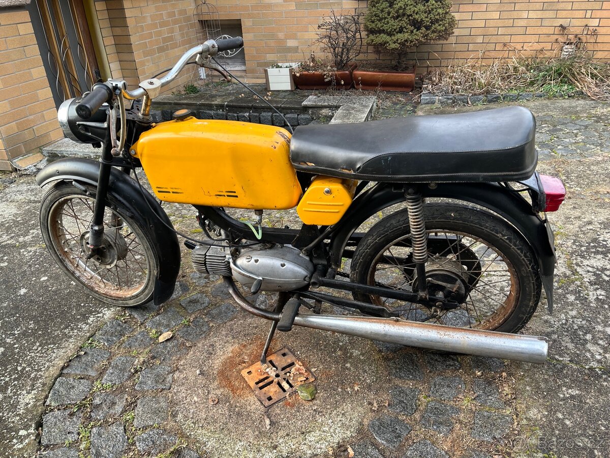 Jawa 23 Mustang - 2