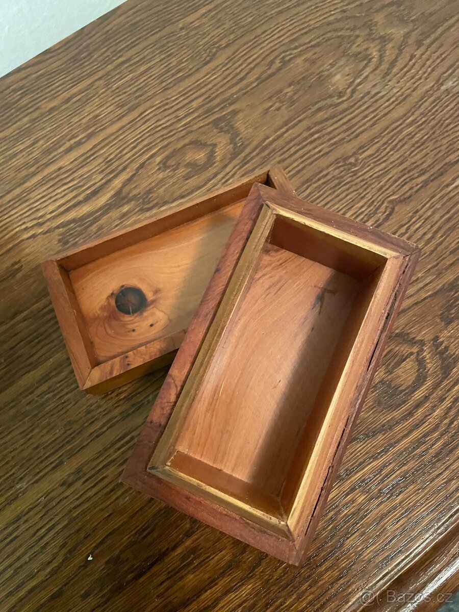 Šperkovnice . Intarzie - 2