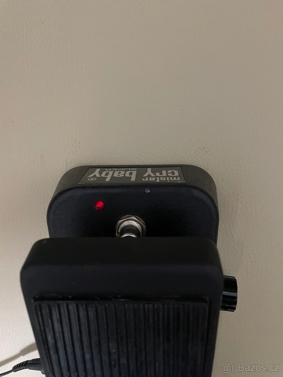 Dunlop EW-95V Mister Cry Baby - 2