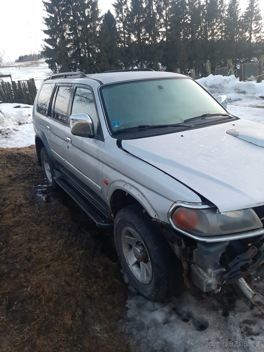 Mitsubishi l200 pajero sport - 2