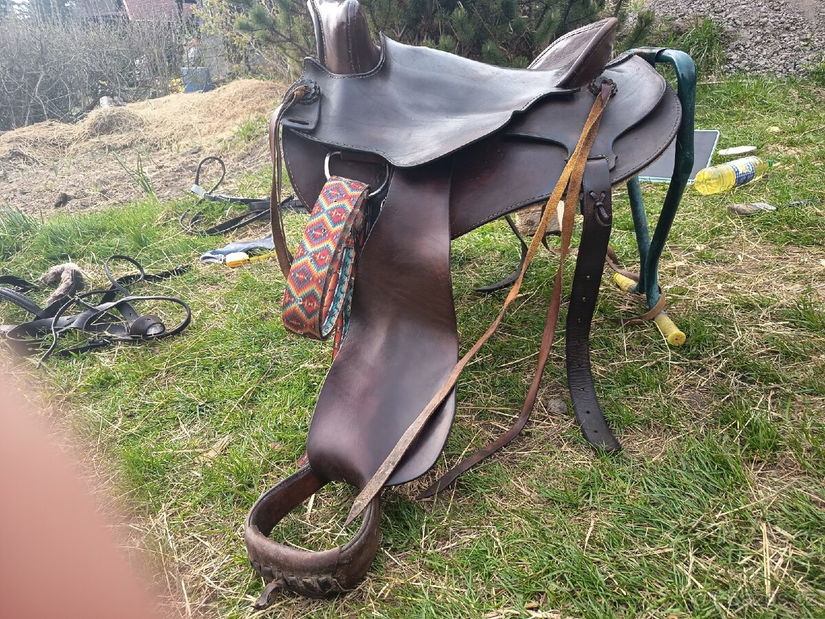 Westernové sedlo - 2