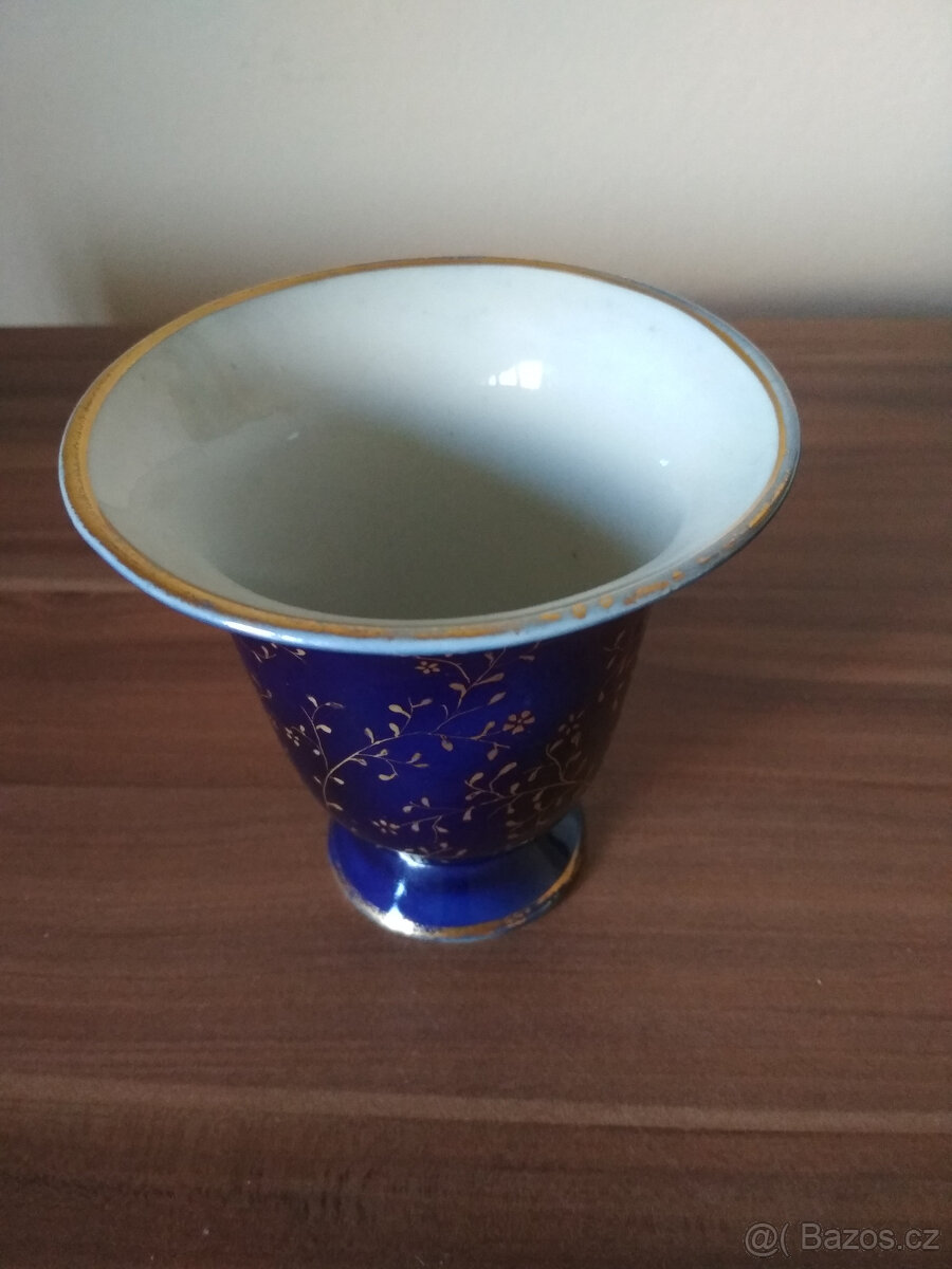 porcelánová vázička, Lesov - 2