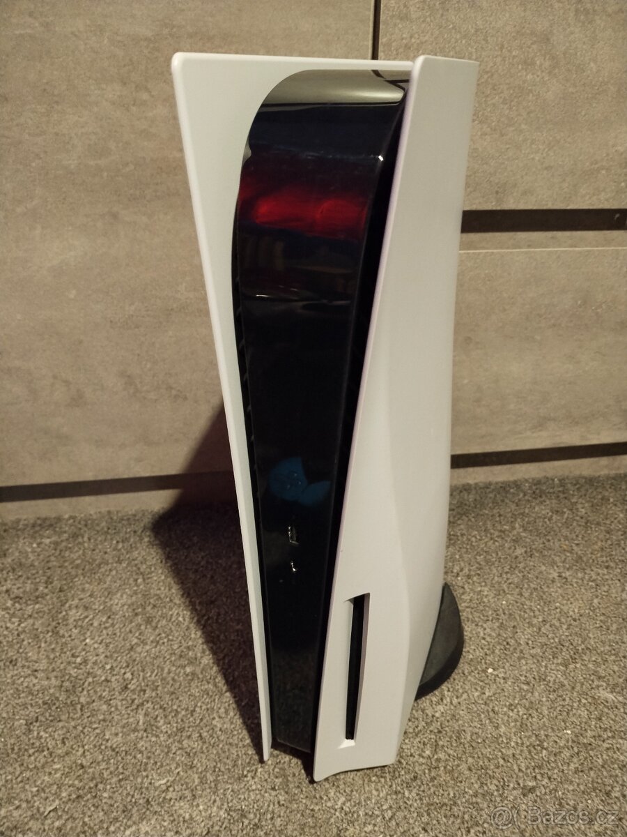 PS5 SSD 825 s mechanikou - 2