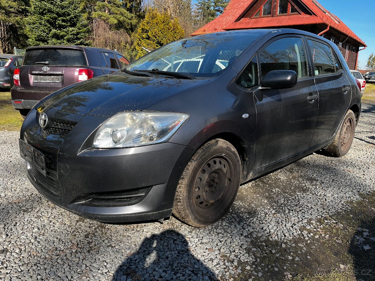 NÁHRADNÍ DÍLY - Toyota Auris - 2