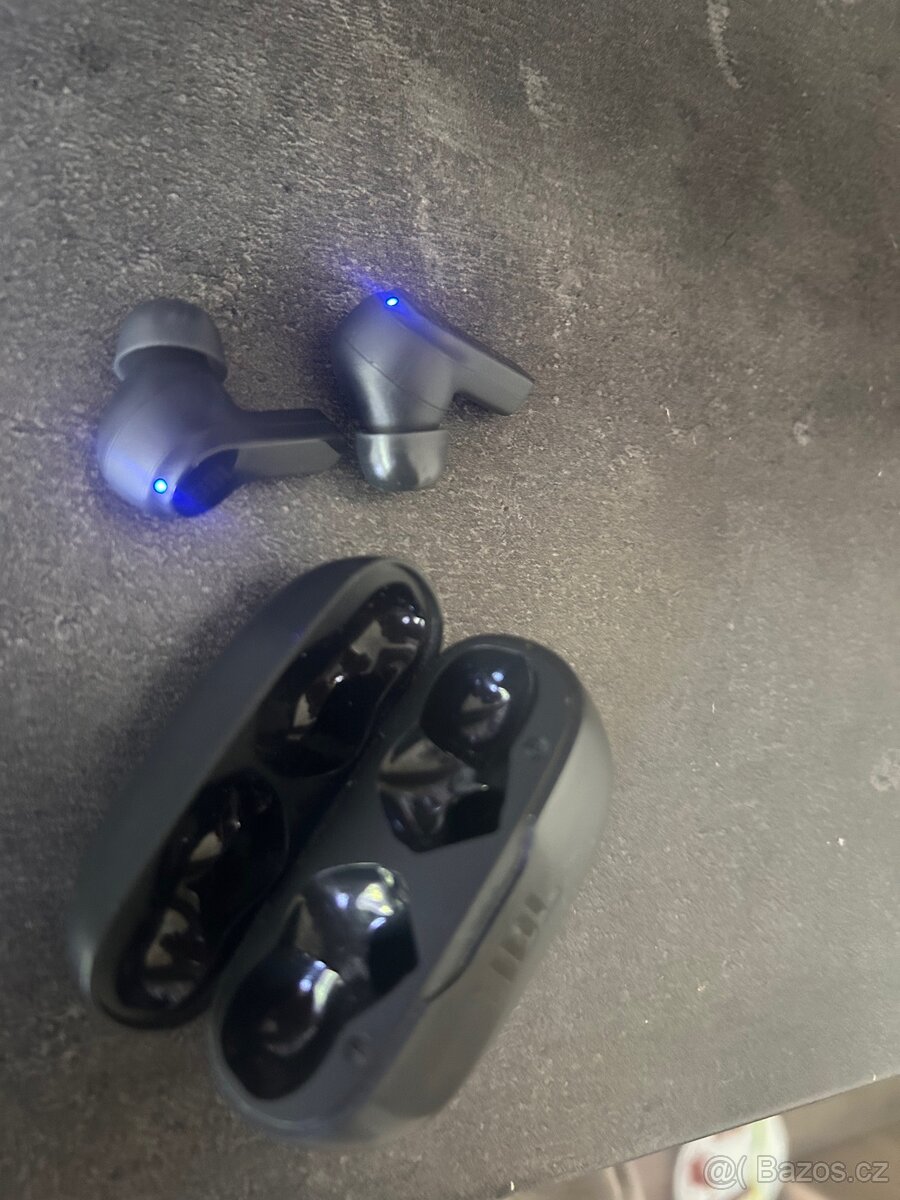 JBL Bezdrátové sluchátka - 2