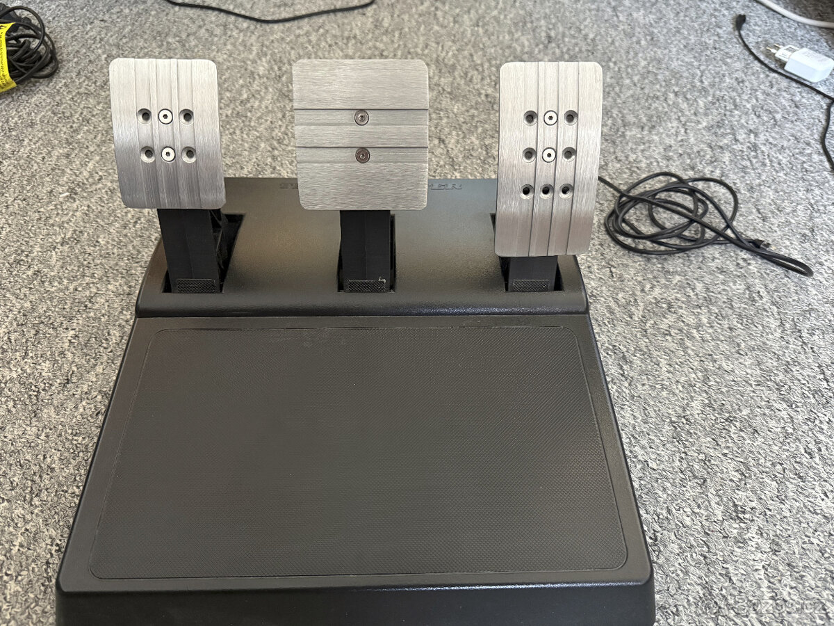 Thrustmaster T300 RS GT Edition - 2