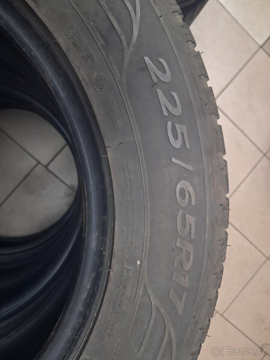 Sada pneu 225/65R17 - 2