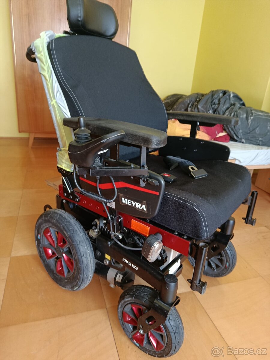 Invalidní elektrický vozík Meyra - 2