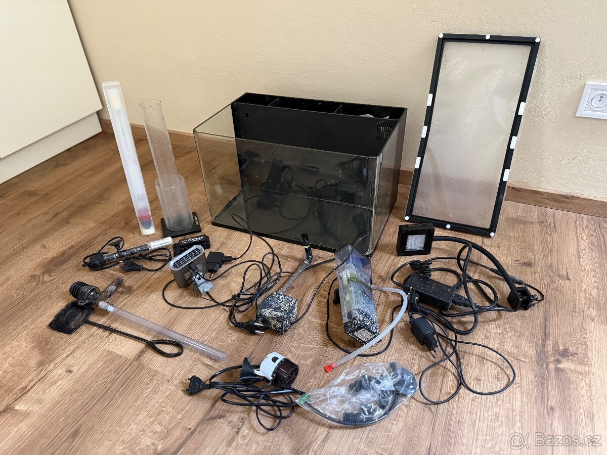 Prodám mořské akvárium s technikou - 2