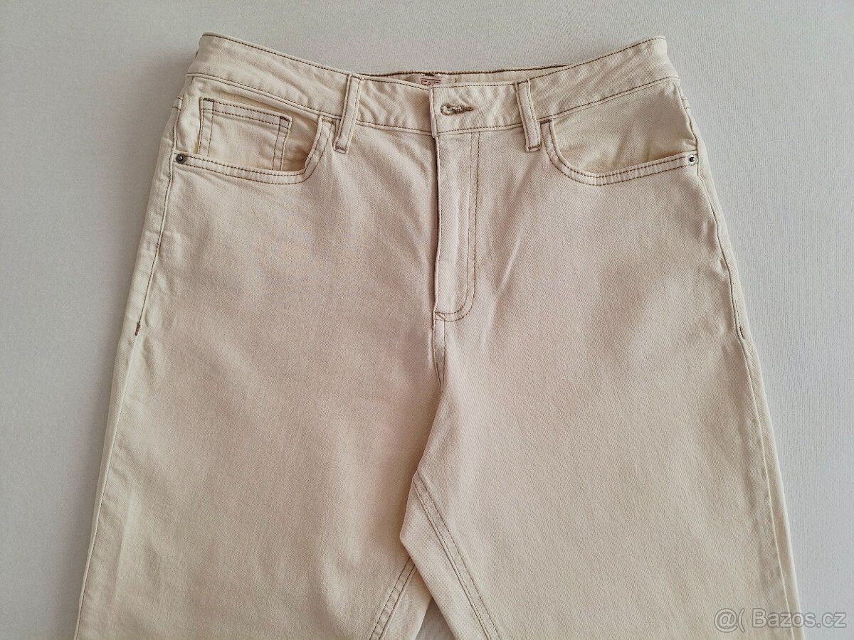 NOVÉ DŽÍNY, zn. F+F - 2