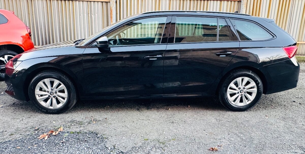 Škoda Octavia IV 1,5 TSI KOMBI 8/2025,4000km,AUTOKLIMA,LED - 2