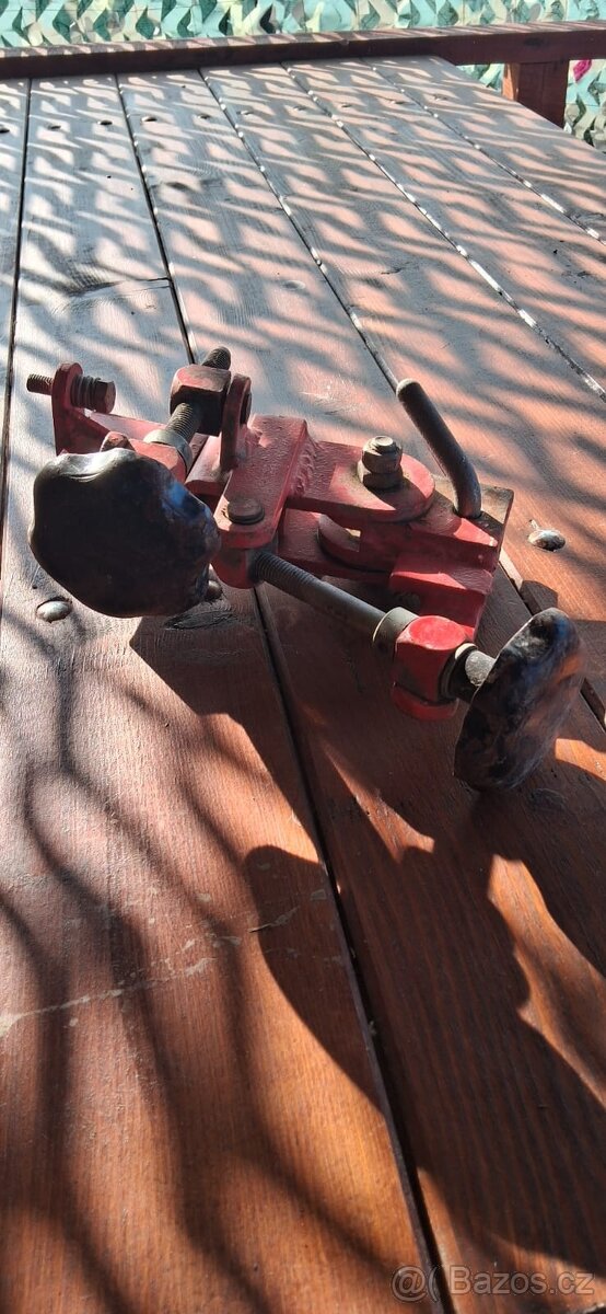 Těleso tera vari. - 2