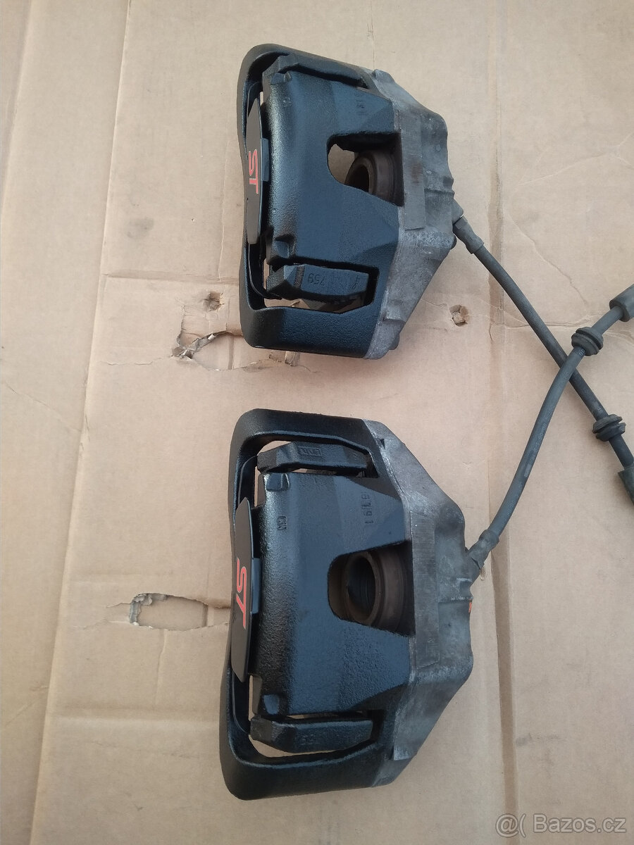 Přední brzdové třmeny FORD FOCUS Mk2 2.5 ST 320mm - 2