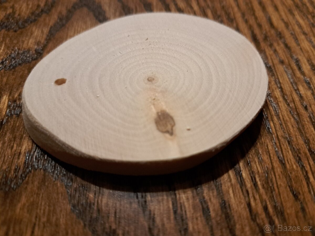 Dřevěné plátky z větví - 2