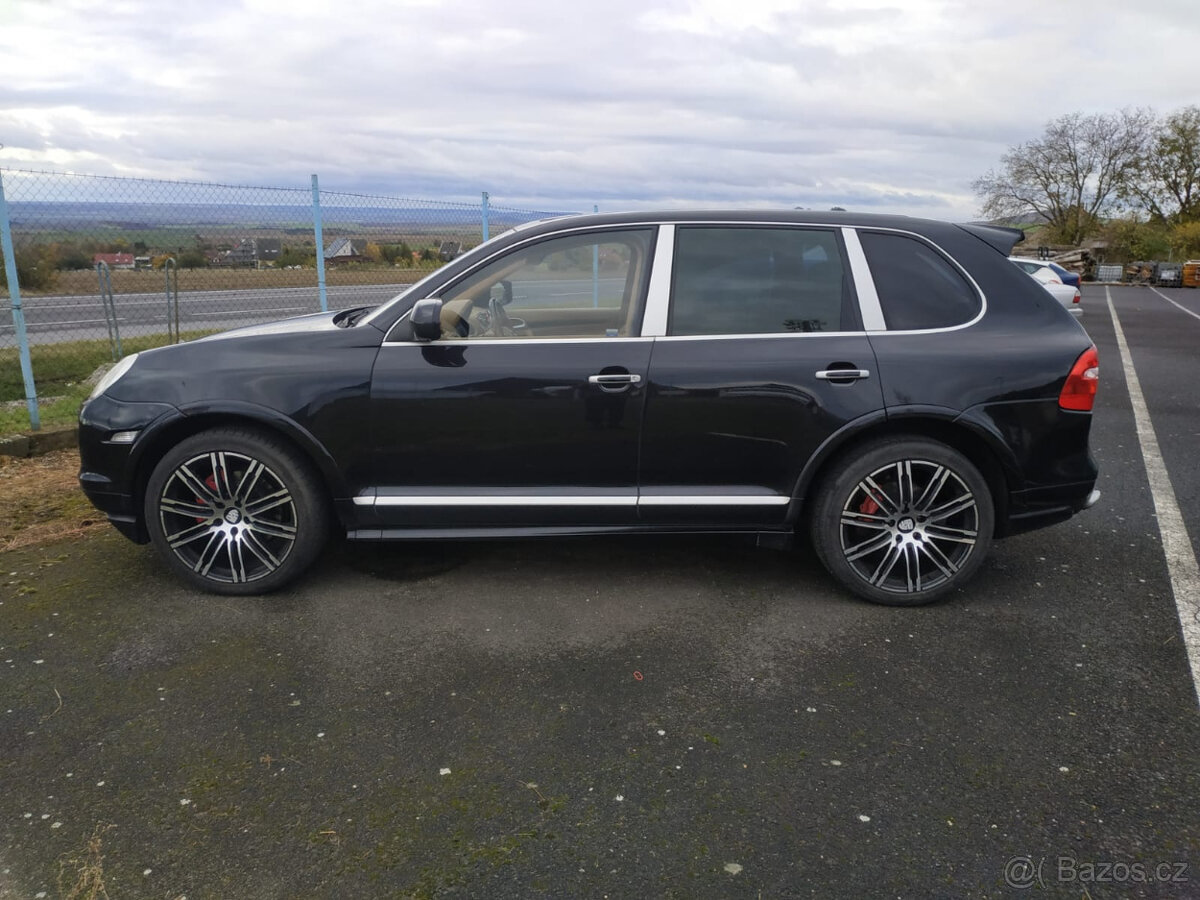 Porsche Cayenne GTS 4,8 V8 - 2