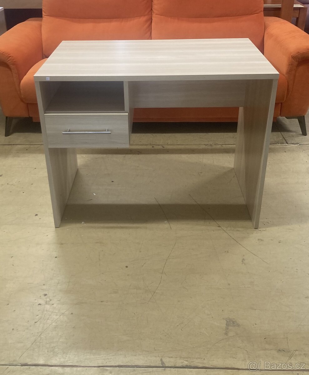 Nový psací stůl - 2