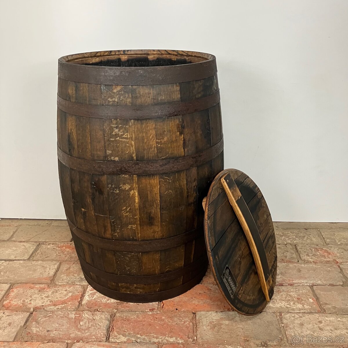 Dřevěný sud na vodu - natřený - 2