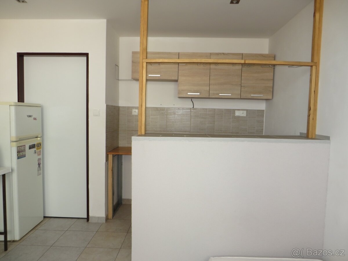 Pronájem, byt 1+kk, Most, ul. M.G.Dobnera - 2