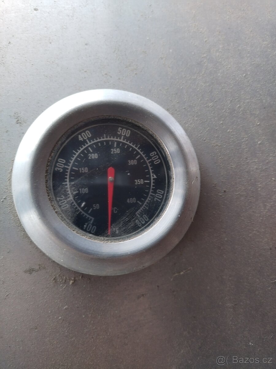 Nabízím k prodeji plynový gril - 2