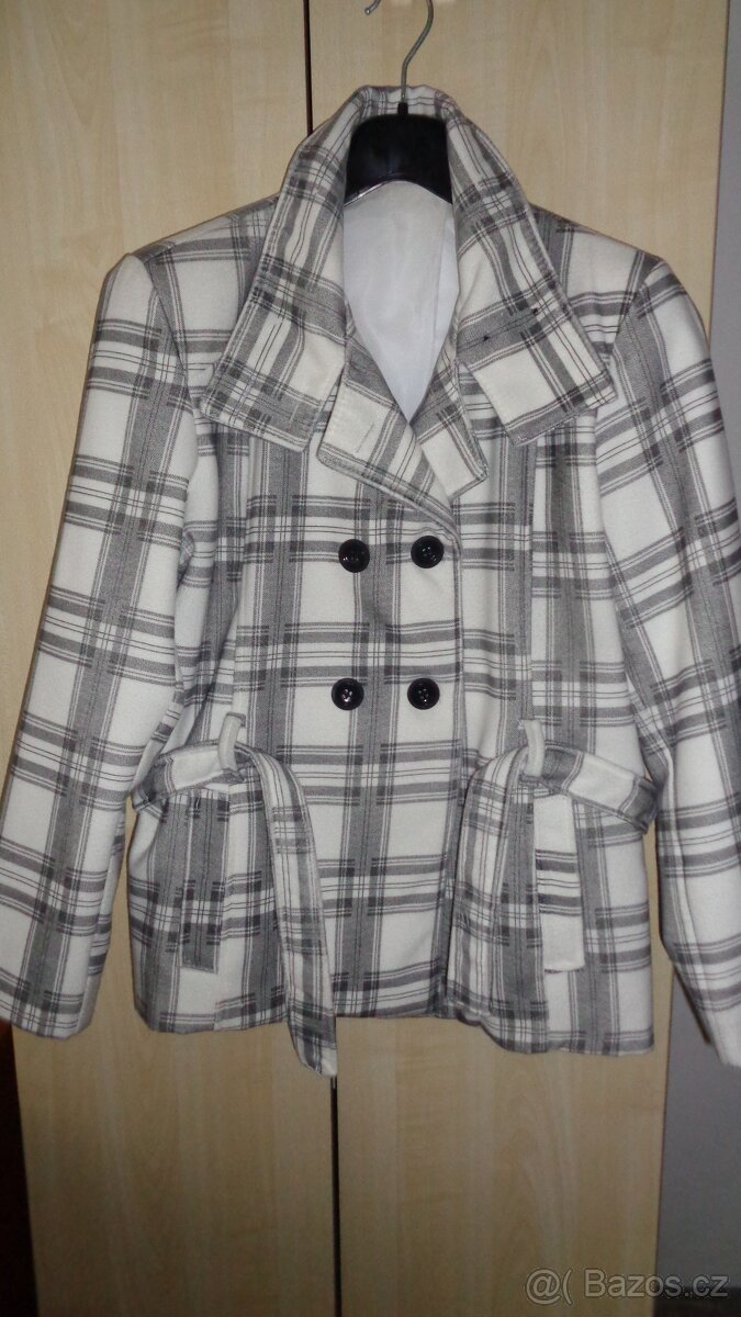 Dámský flaušový kabátek 44-46 - 2