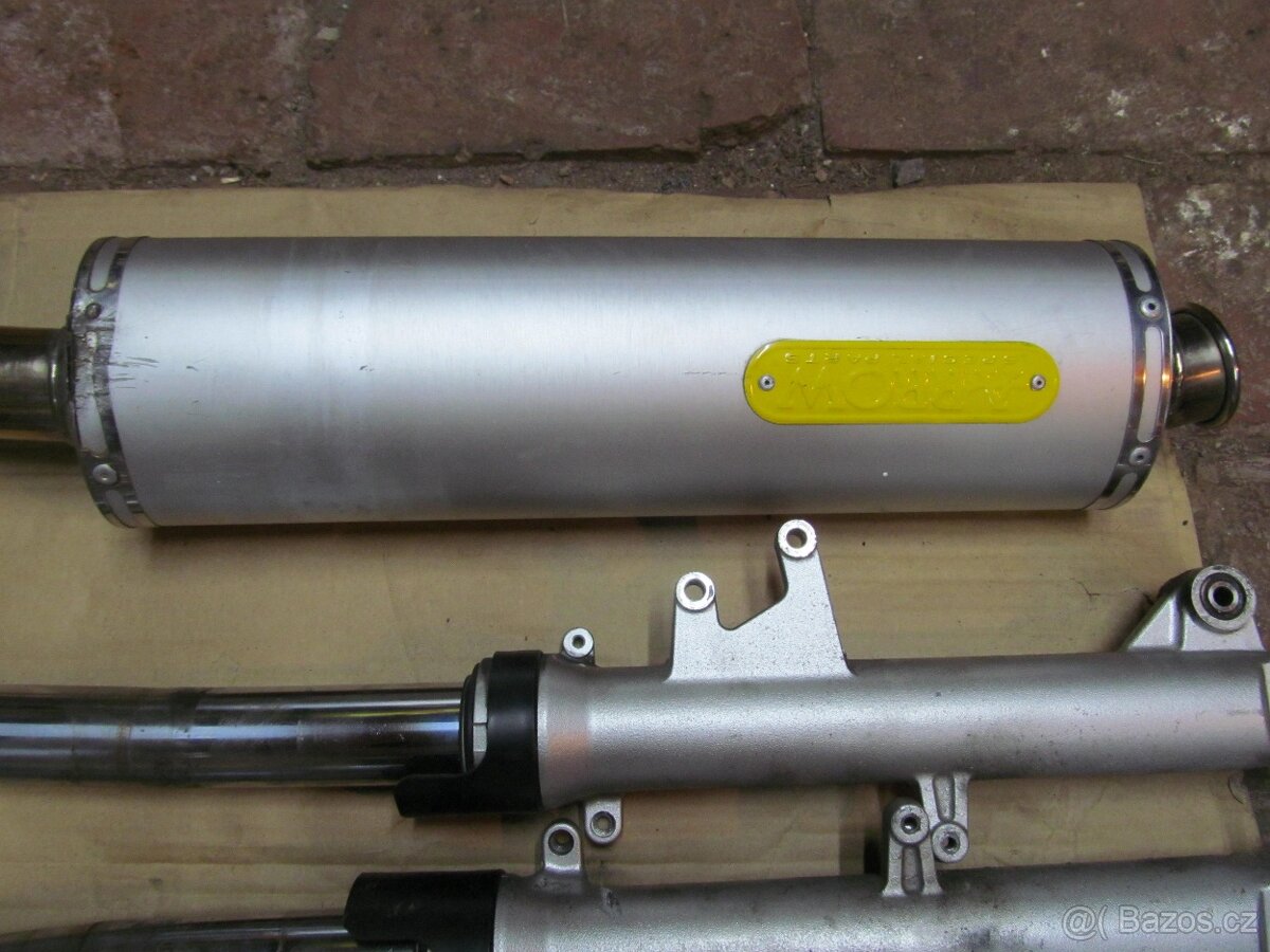 cbr 1100xx-VÝFUKY PRODANÉ - 2