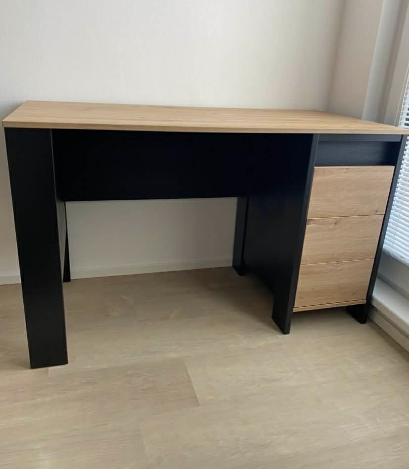 Psací stůl - 2