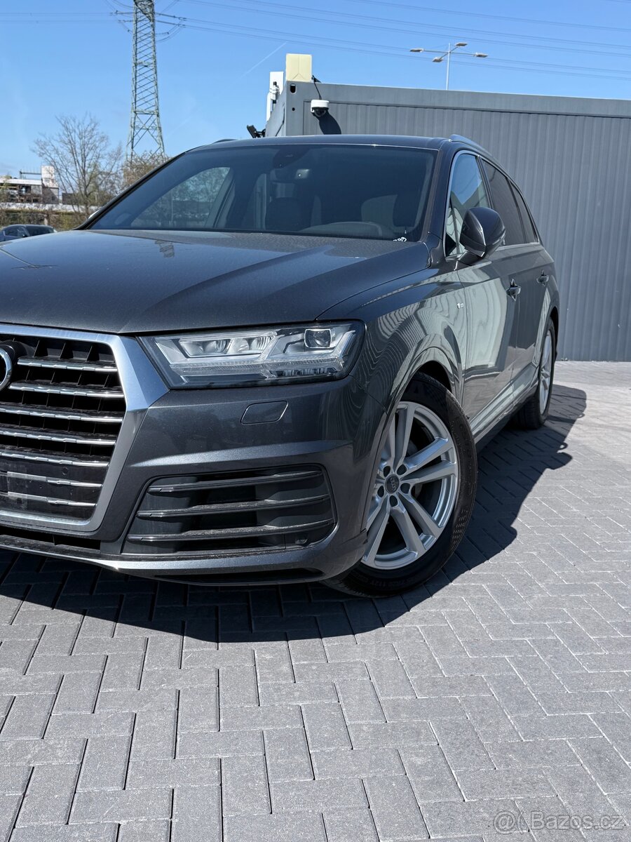 Audi q7 2016 - 2