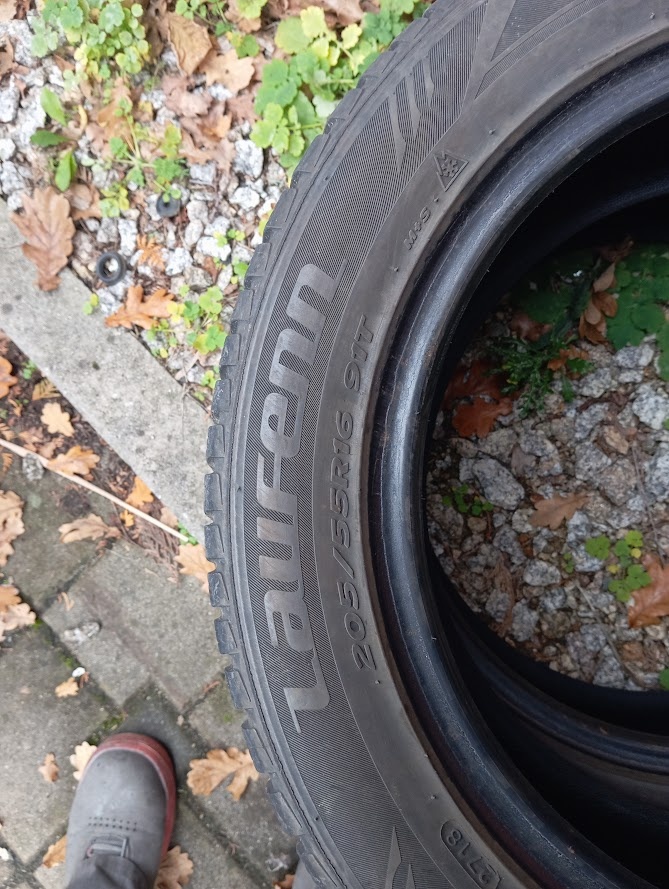 zimní pneu 205/55/16 M+S - 2