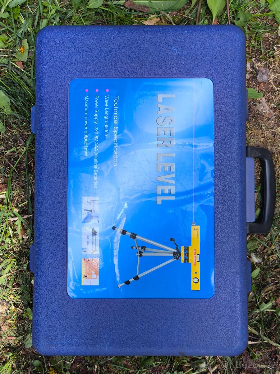 Laserová vodováha, celý kufřík - 2