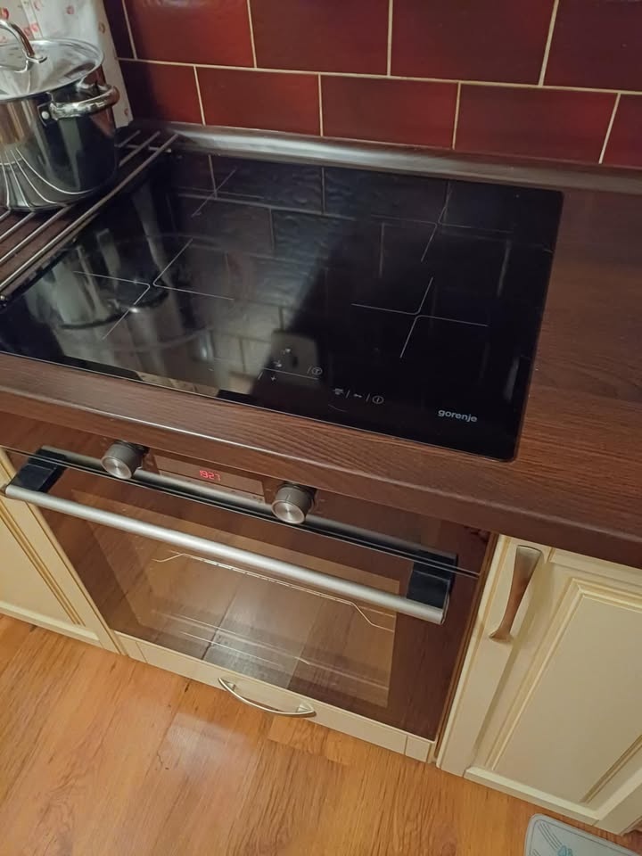 Kuchyňská linka včetně spotřebičů - 2