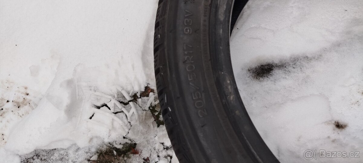 Zimní pneumatika rezerva.205/50.R.17 - 2