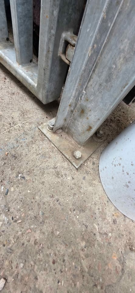 Brána a branka - žárově zinkované - 2