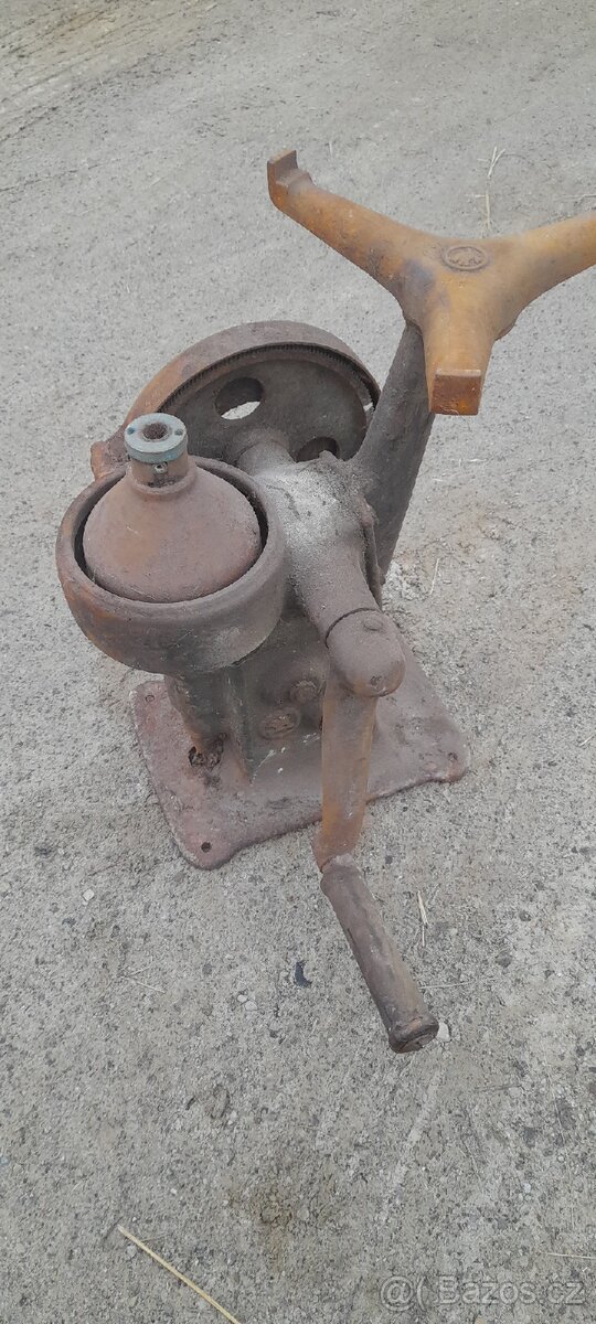 Škoda-odstředivka na mléko - 2