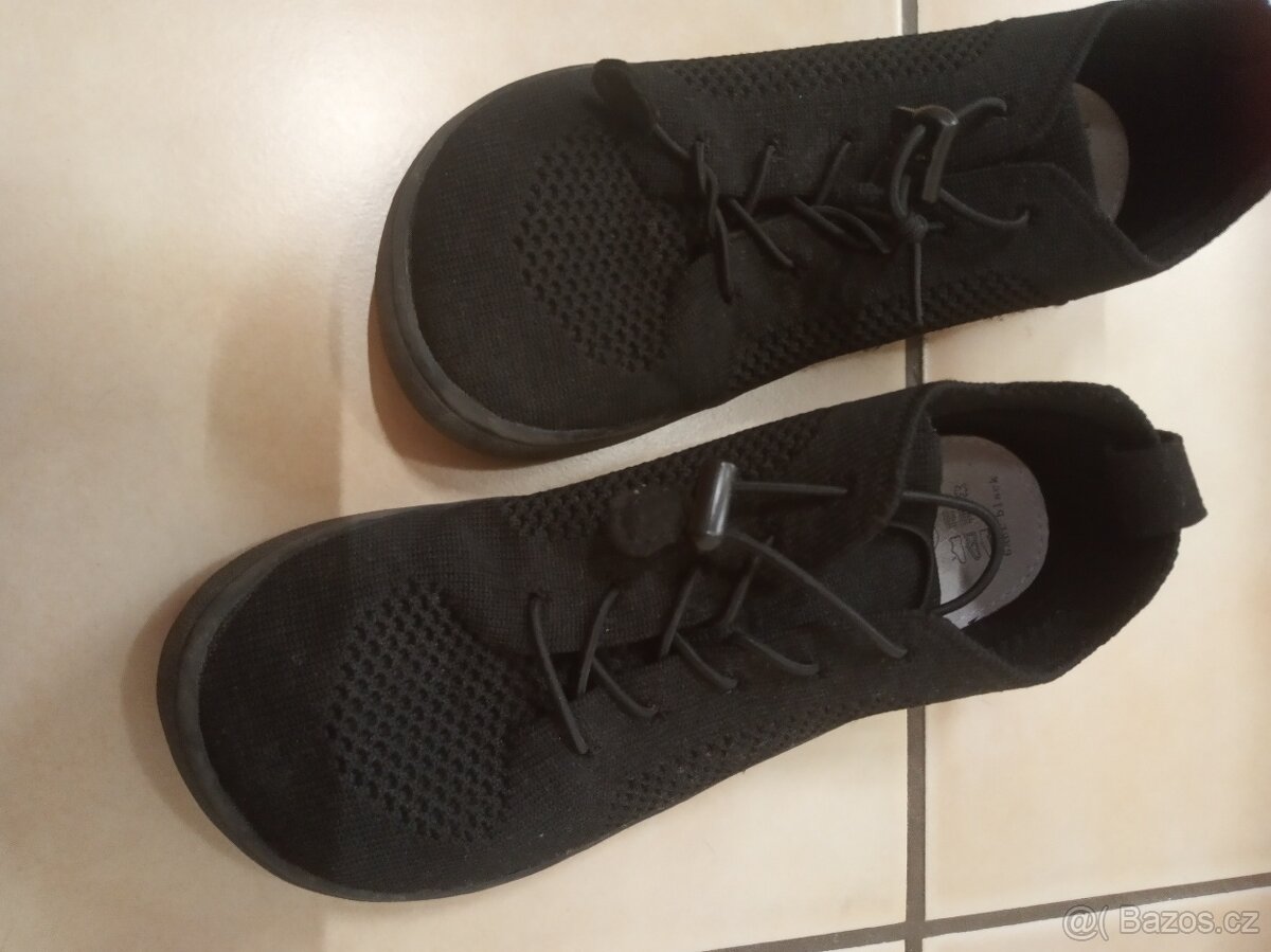 Prodáme Protetická Barefoot černé tenisky - 2
