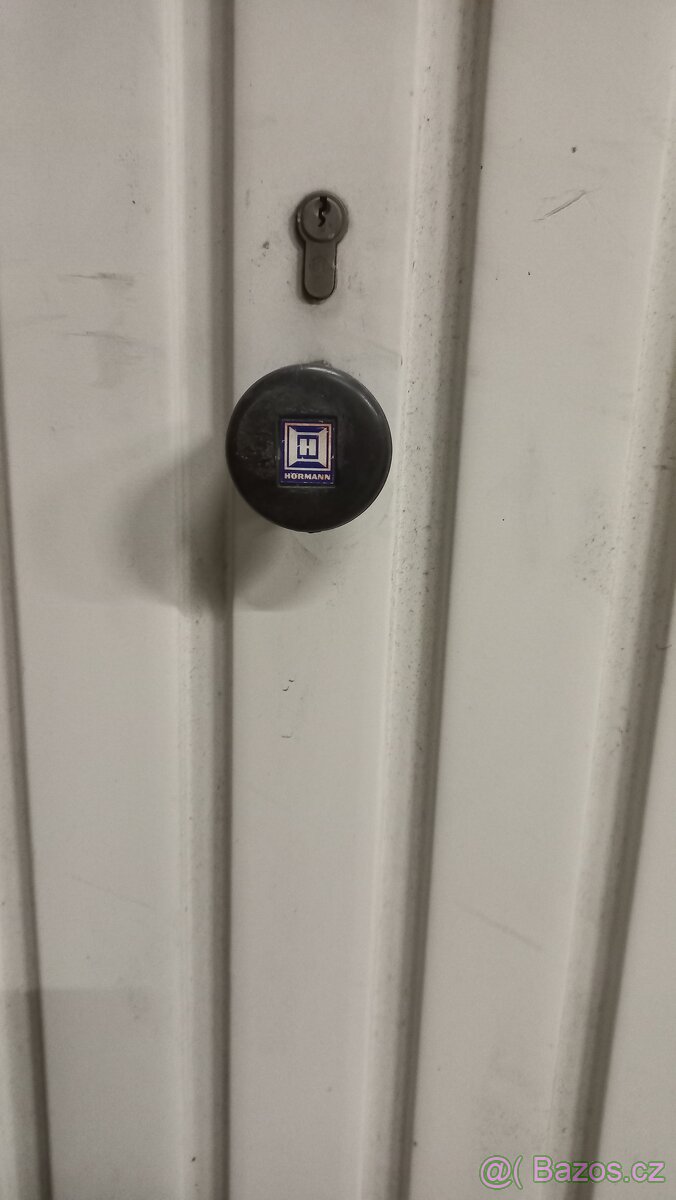 Vrata garážové HÖRMANN 2×. - 2