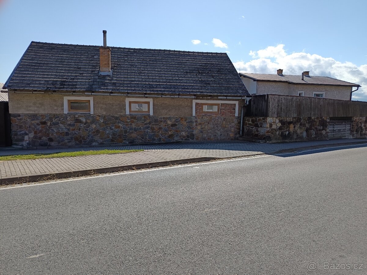 Dum a pozemky v Pribyslavi - 2