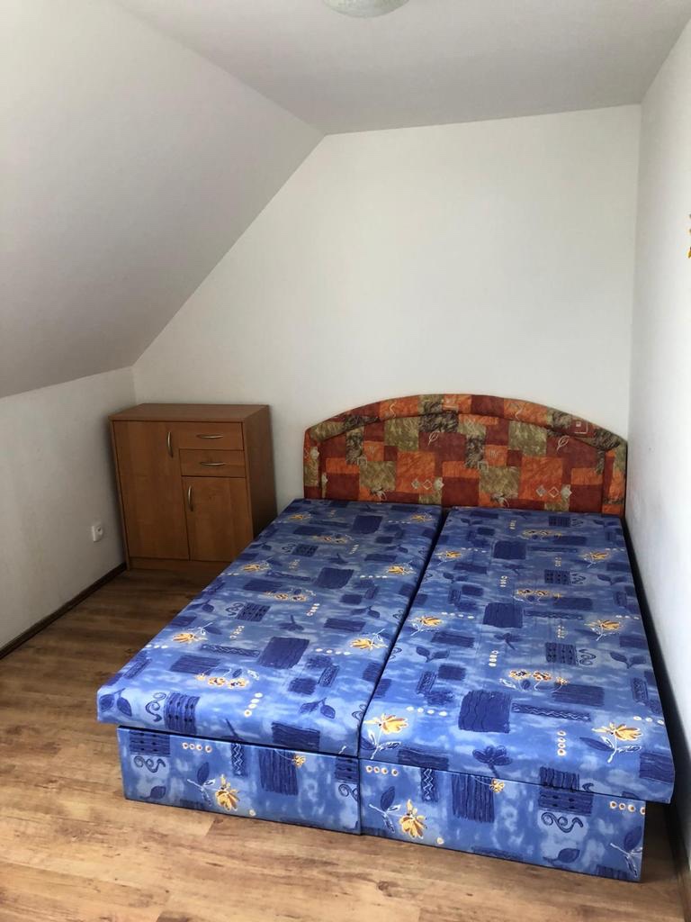 Pronájem 10 lůžek ubytovny - 2