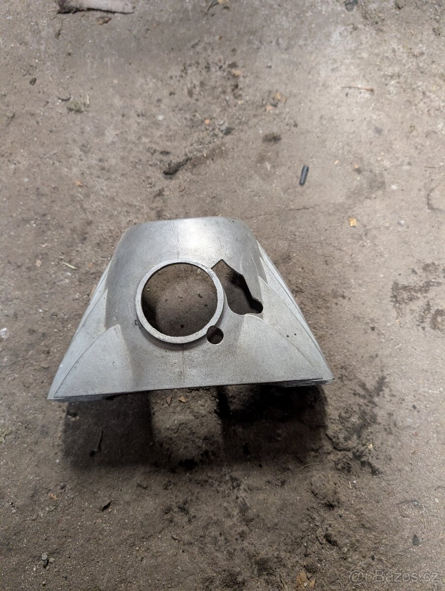 Kryt karburátoru jawa - 2