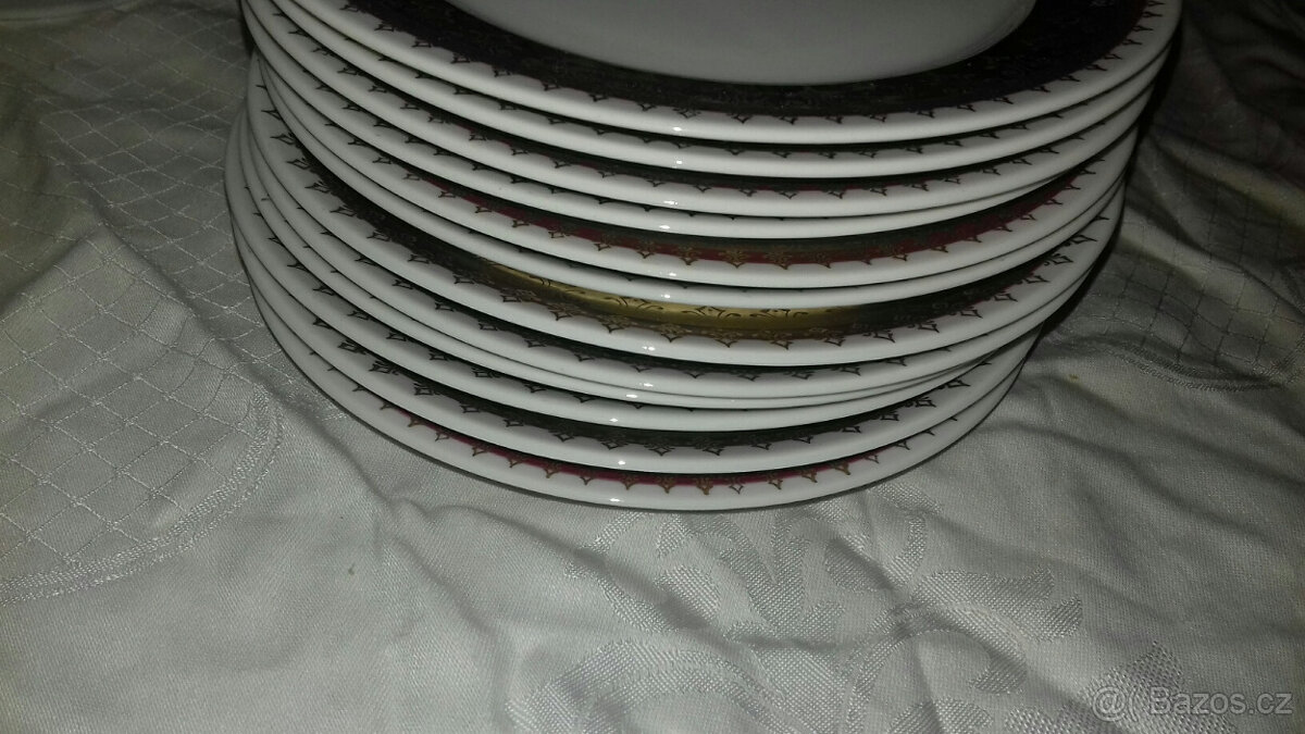 Retro servis:Polévková mísa+ sada talířů - 2