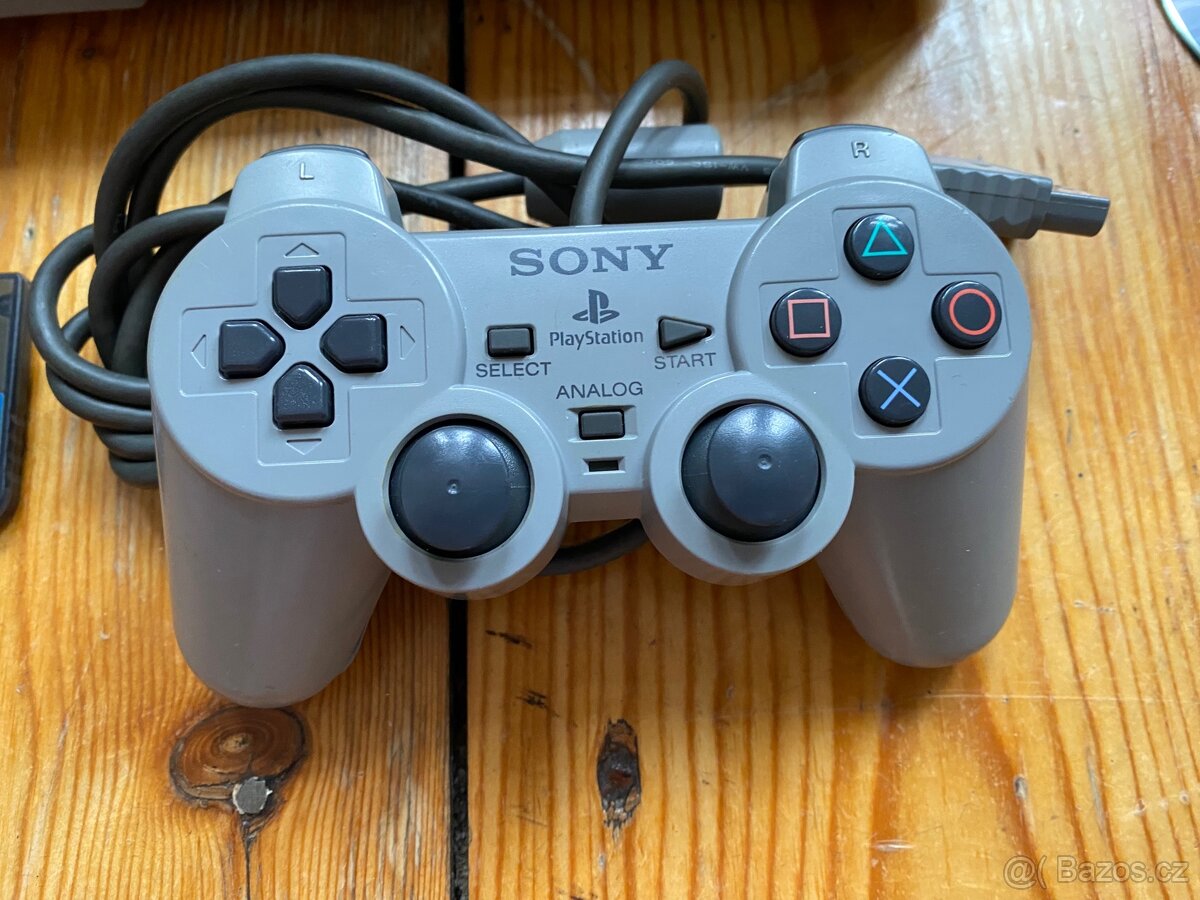 PlayStation 1 PS1 konzole 3x hra Originál Sony - 2