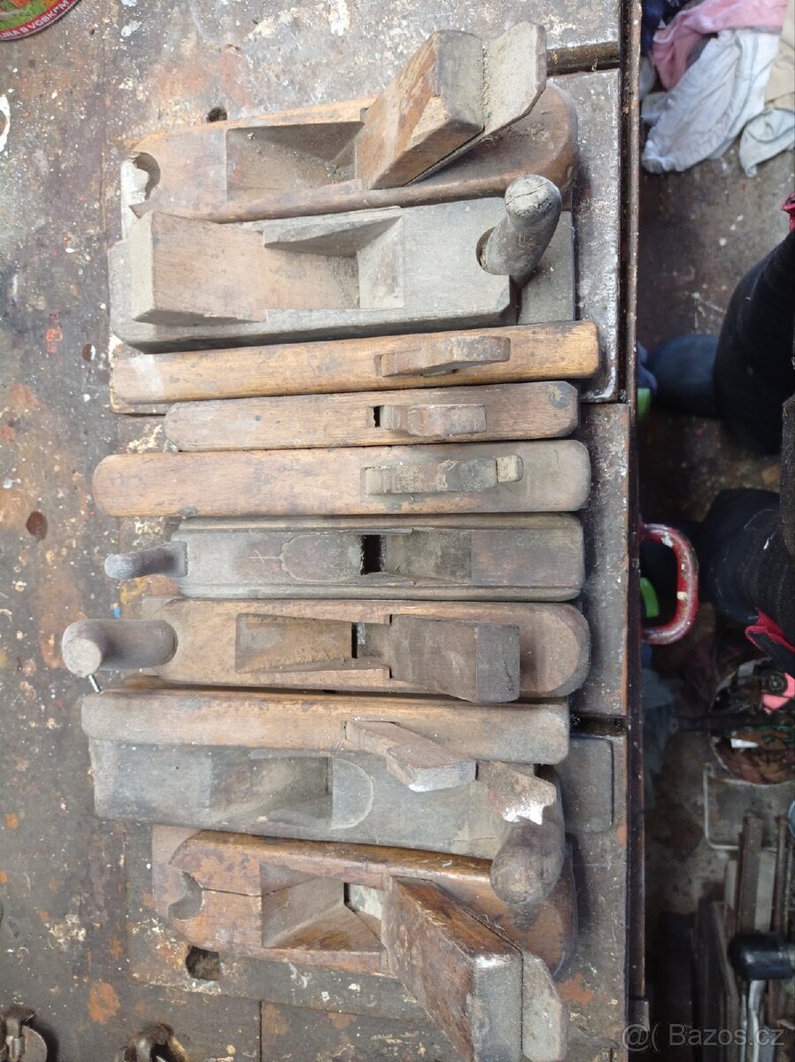 Staré truhlářské hoblíky - 2