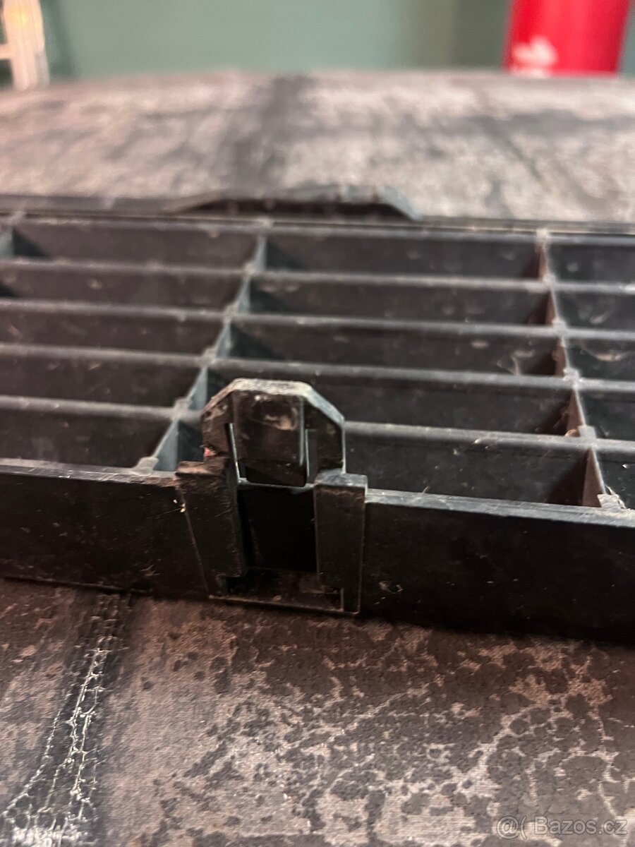 Maska Volkswagen Golf Mk1 - 2