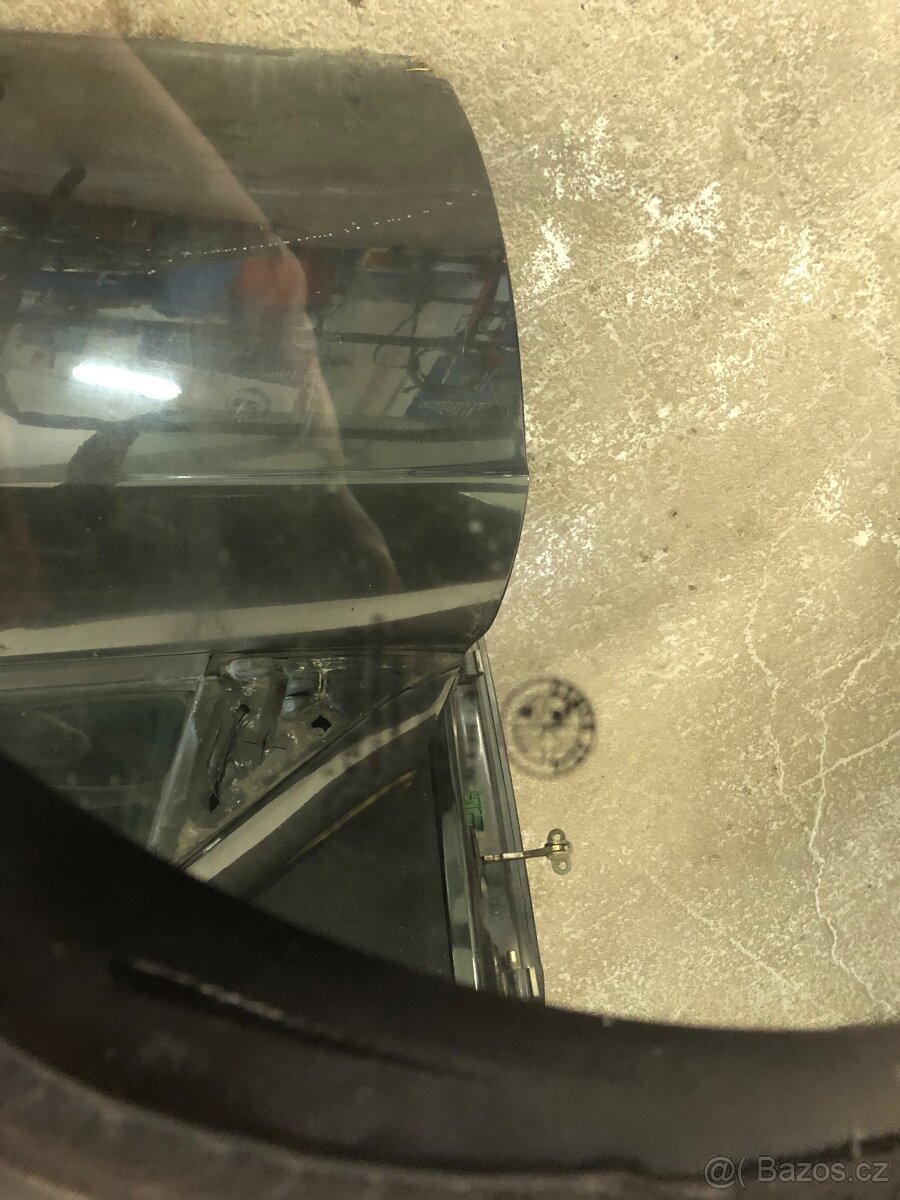Alfa Romeo 156 čelní okno - 2