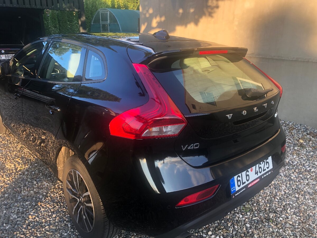 Volvo V40 D3 R.v. 2018/6 - 2