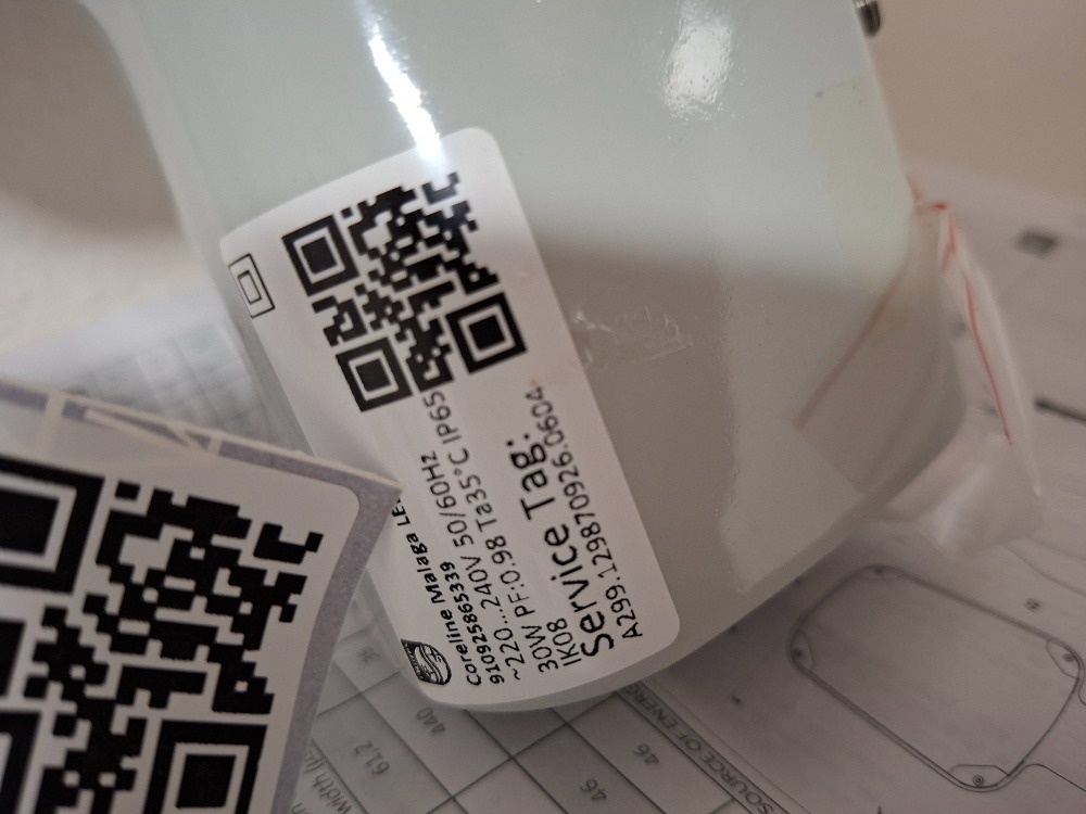 POULIČNÍ LED OSVĚTLENÍ PHILIPS CORELINE MALAGA - 2