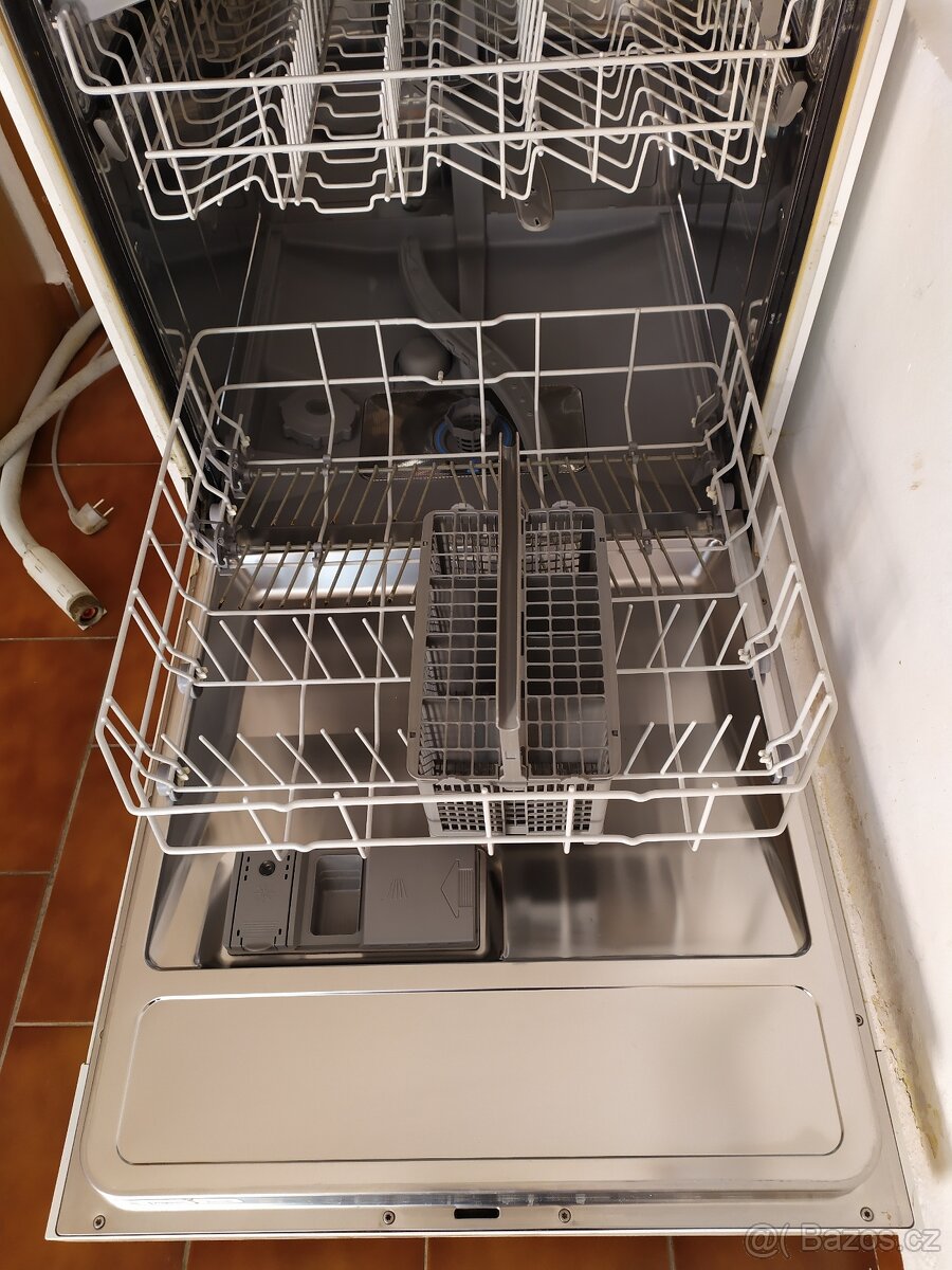 Myčka nádobí Bosch - 2