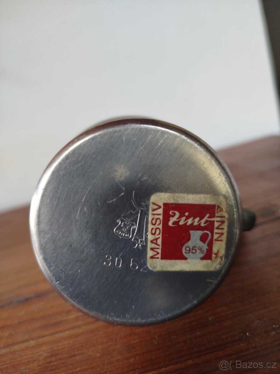 cínový džbánek - 2