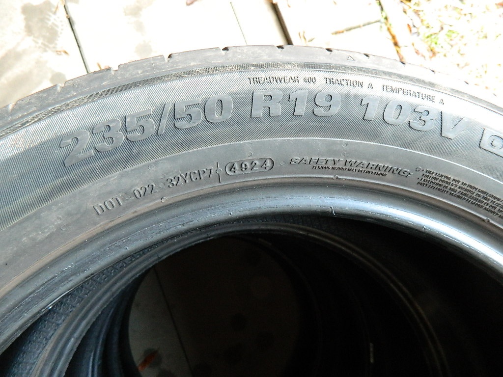 Kumho 235/50 R19 - 2