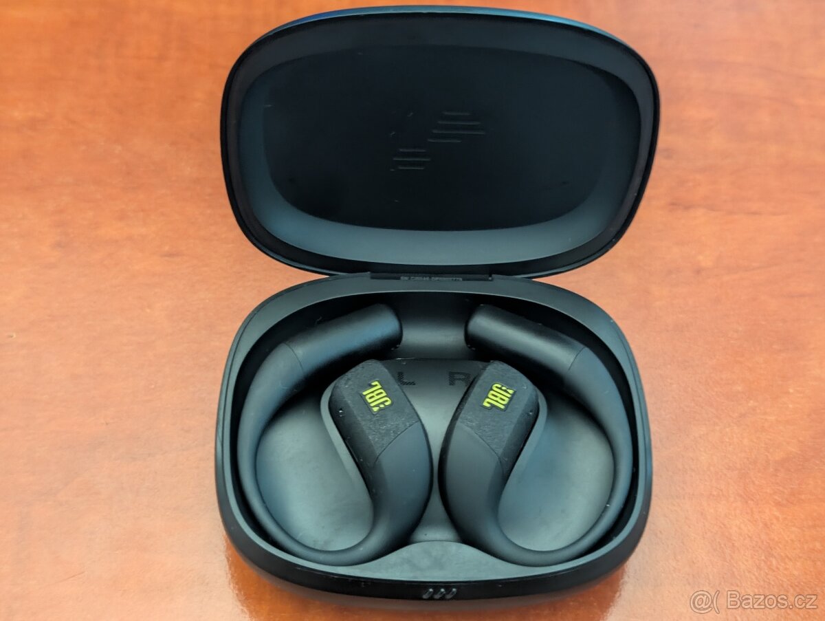 JBL Endurace Zone Black and Lime - 2